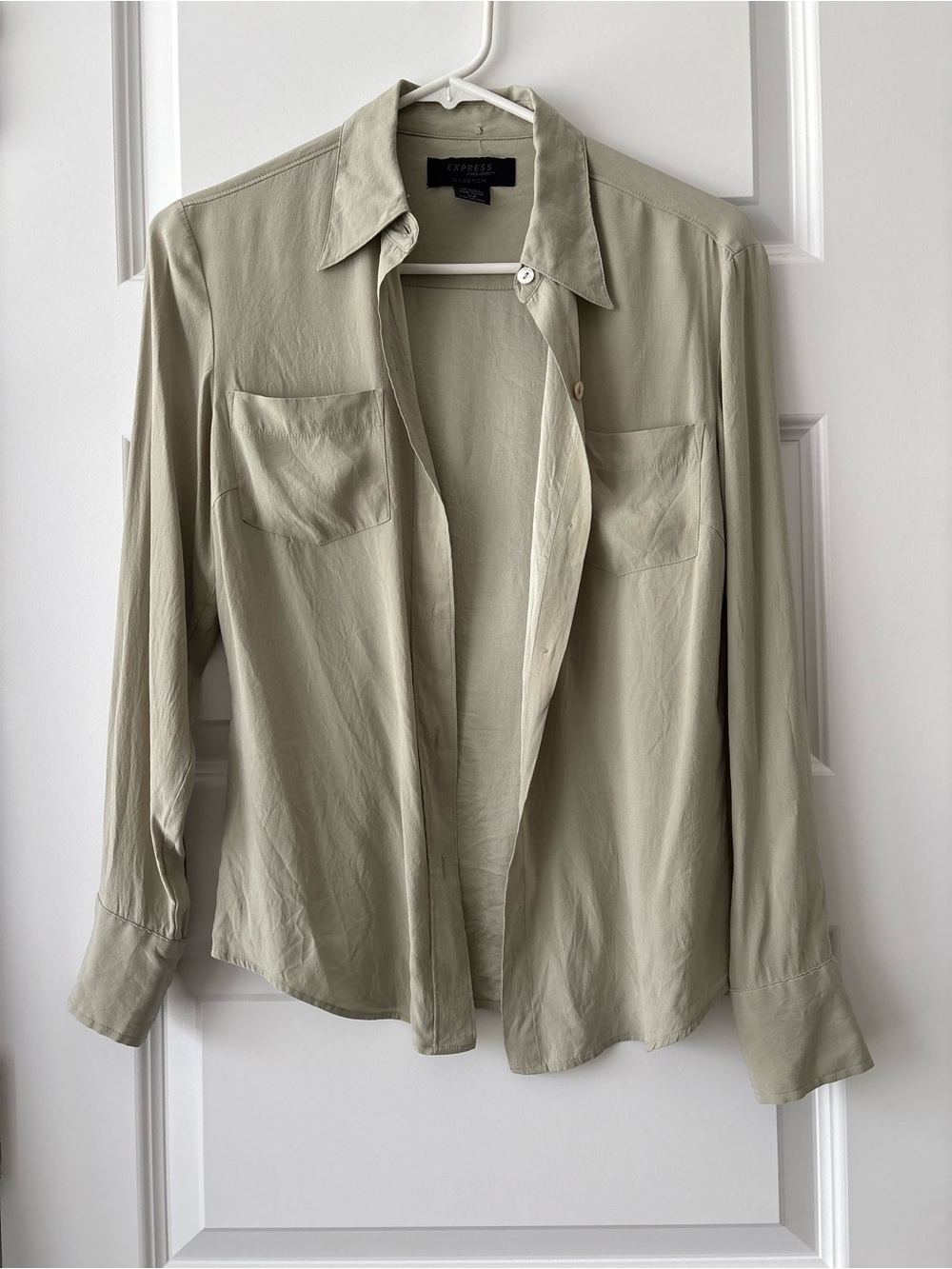 Express Sage Green Silk Stretch Button Up Shirt Chest Pockets Size 1/2 - Picture 2 of 12